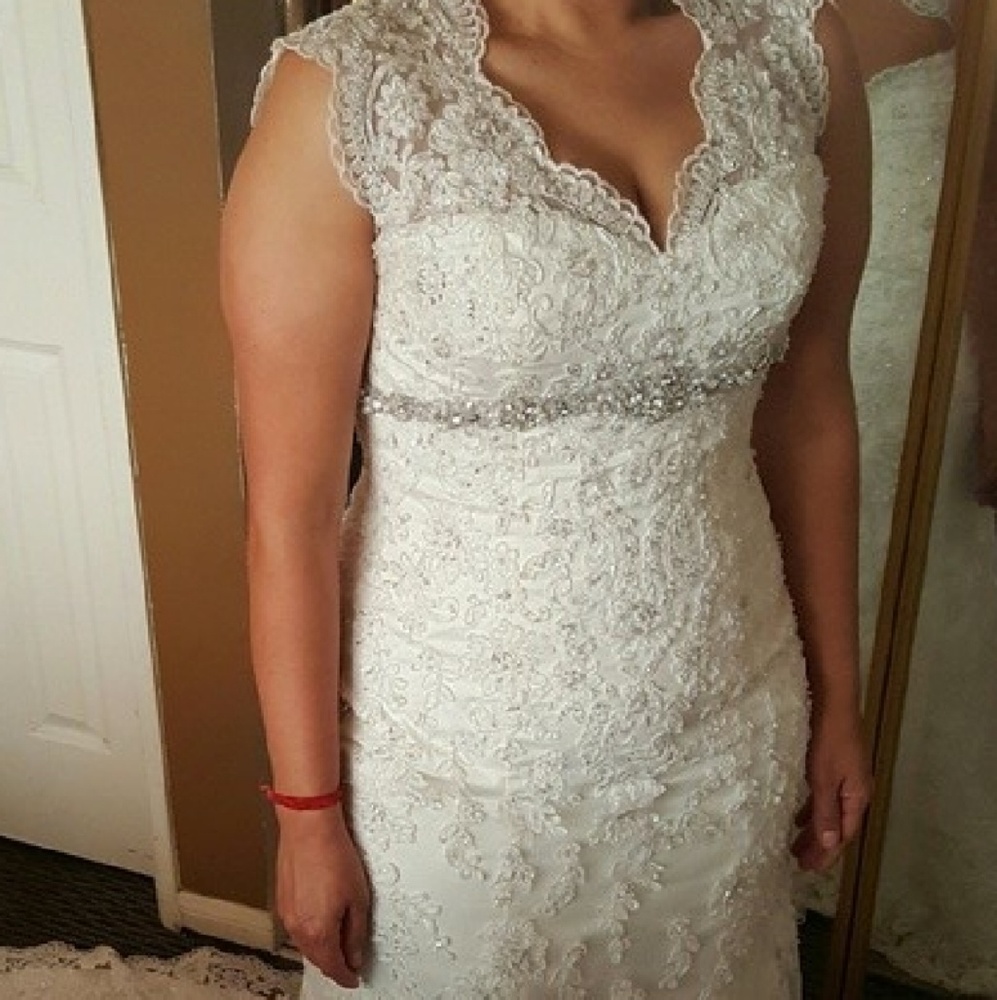 Gorgeous wedding dress